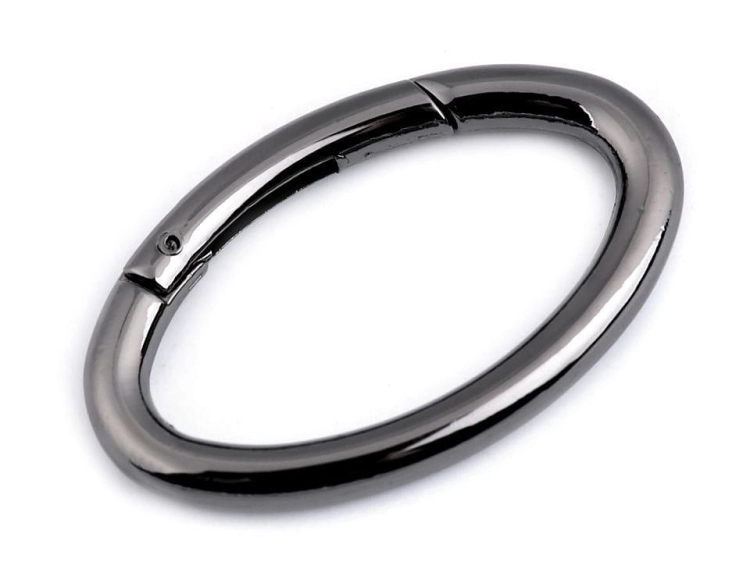 karabińczyk-owalny-metalowy.jpg