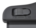 Etui-wodoodporne-na-telefon-czarne-kufer-szczecin.jpg