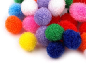 Pompony 11 mm MIX ( 100 szt )
