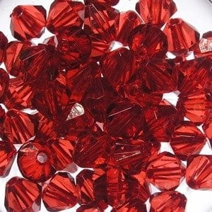 korale-akrylowe-diamentowe-kufer.jpg