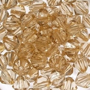 korale-akrylowe-diamentowe-kufer.jpg
