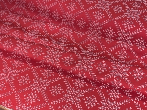 Tkanina obrusowa żakardowa ,, czerwone śnieżynki,,, KAJ