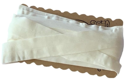 biala-lamowka-elastyczna-do-odzieży.jpg