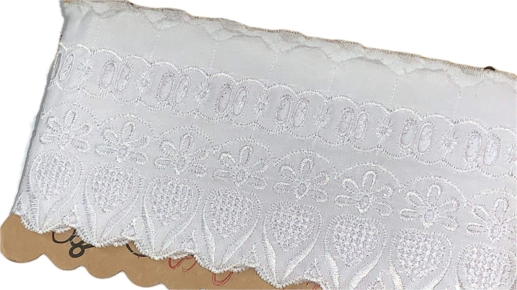 haft-angielski-biały.jpg