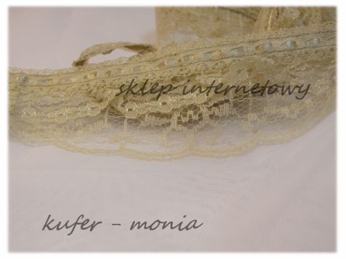 26648696.jpg