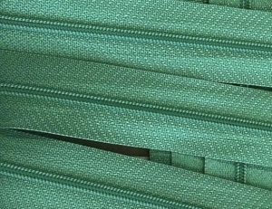 Zamek pościelowy - taśma suwakowa 3 mm (1mb) Zielony 232