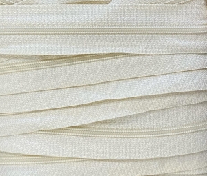 Zamek pościelowy - taśma suwakowa 3 mm (1mb) Ecru 296