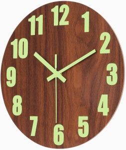 Zegar ścienny drewniany z świecącymi cyframi 30 cm.