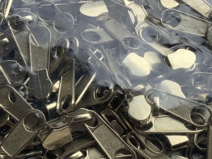 Suwak kaletniczy do zamka żyłka 5 (100szt) Złote