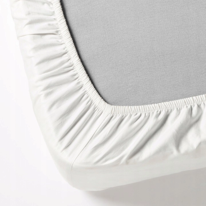 Przescieradlo-z-gumka-na-materac-120x200cm-bialy-gladkie-bawelna-IKEA-DVALA-Kod-producenta-906-211-37.jpg