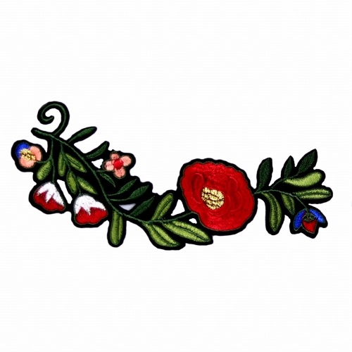 łatka na klej pnącze kwiatów w sprzedaży w hurtownii pasmanteria i dodatków krawieckich w Szczecinie na ulicy Włościańskiej. lub na www.kufer-monia.com.pl