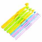 Szydełka plastikowe 9 szt.